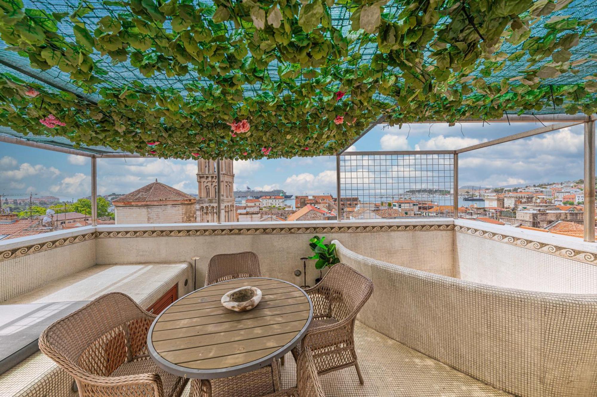Augubio Penthouse Apartamento Split Exterior foto